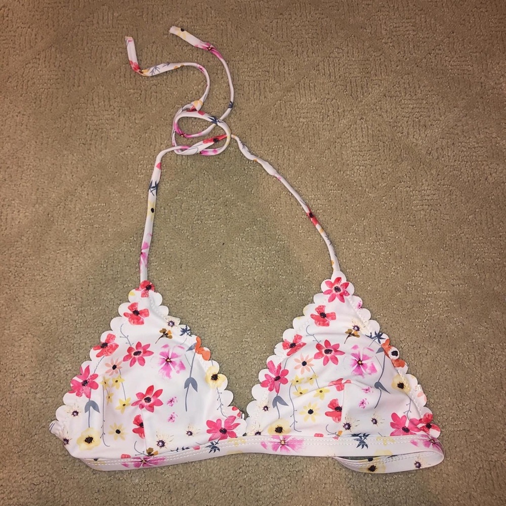 Floral Bikini top size small